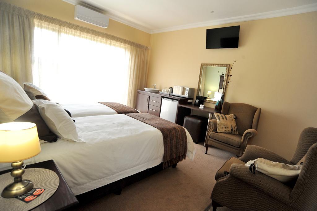 Sunset Manor Guest House Potchefstroom Exteriér fotografie