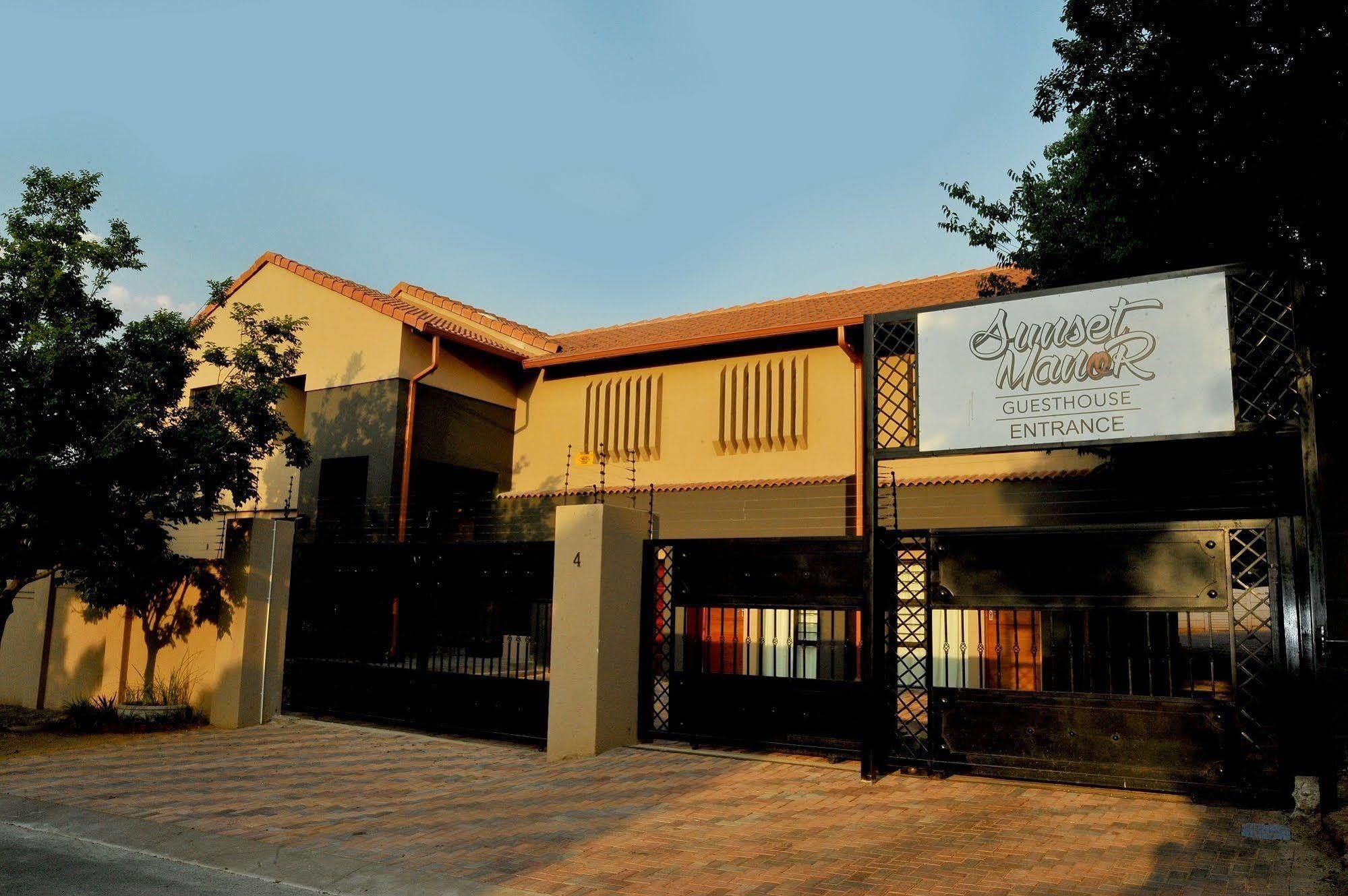 Sunset Manor Guest House Potchefstroom Exteriér fotografie
