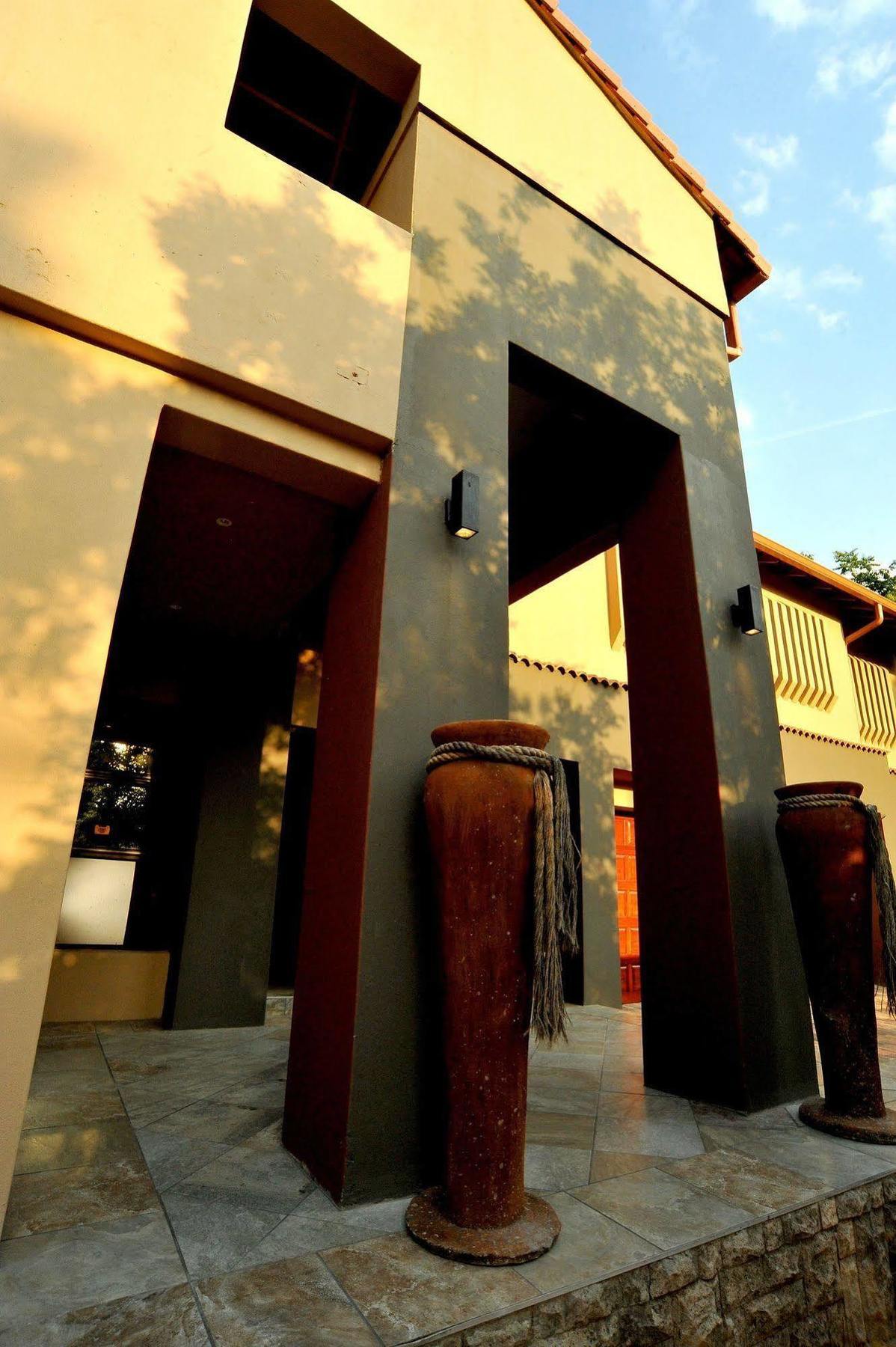 Sunset Manor Guest House Potchefstroom Exteriér fotografie